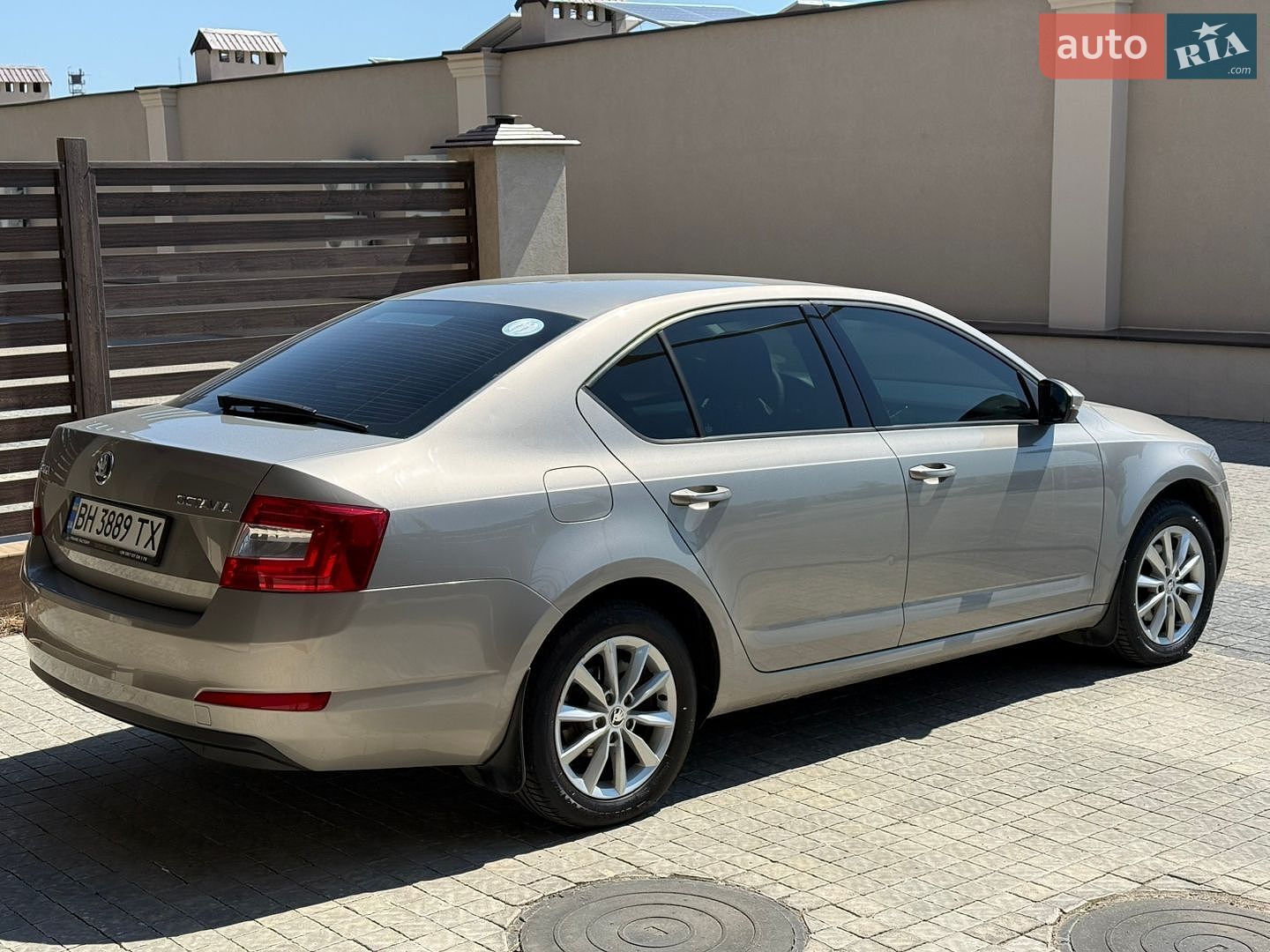 Skoda Octavia 2013 VIN Y6UAJ2NE8EB007856 фото оголошення 4 з 12