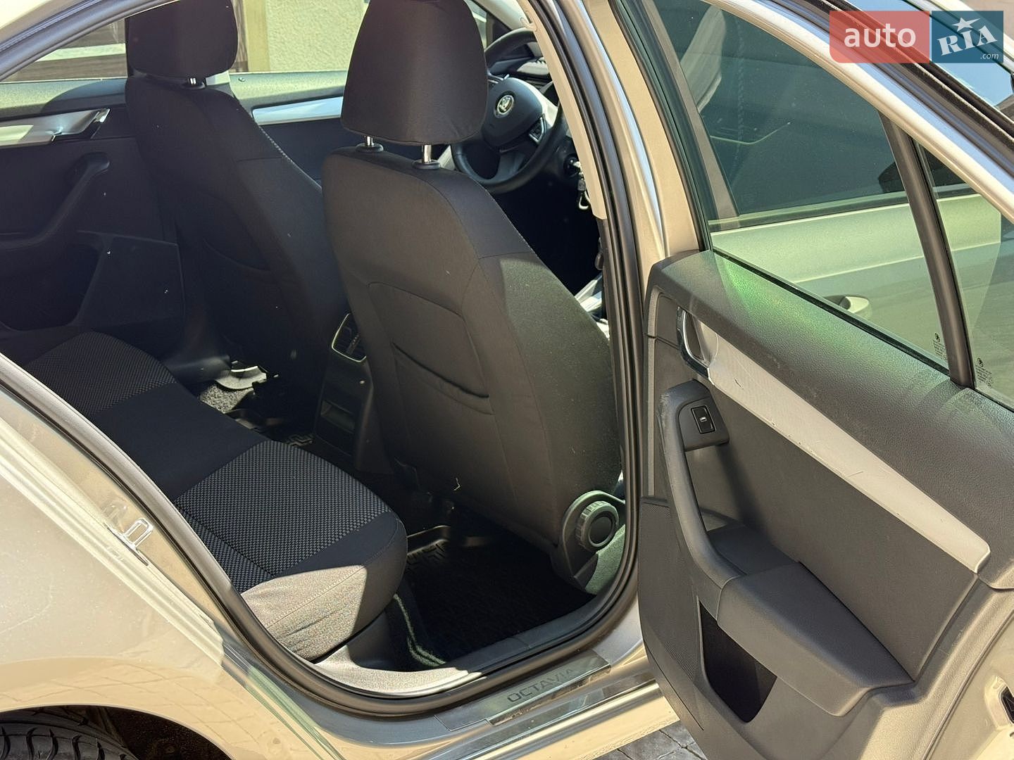 Skoda Octavia 2013 VIN Y6UAJ2NE8EB007856 фото оголошення 10 з 12