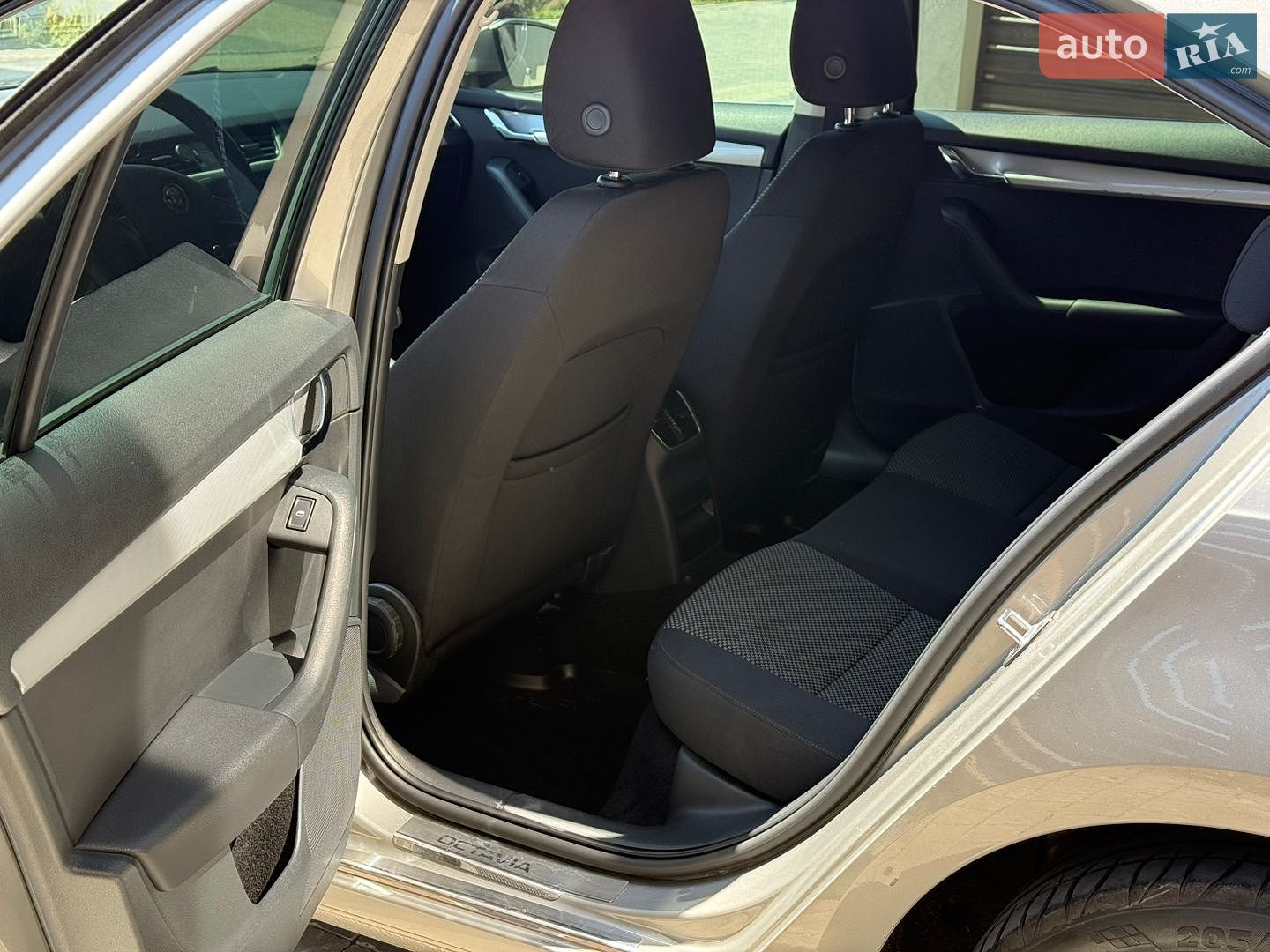 Skoda Octavia 2013 VIN Y6UAJ2NE8EB007856 фото оголошення 11 з 12