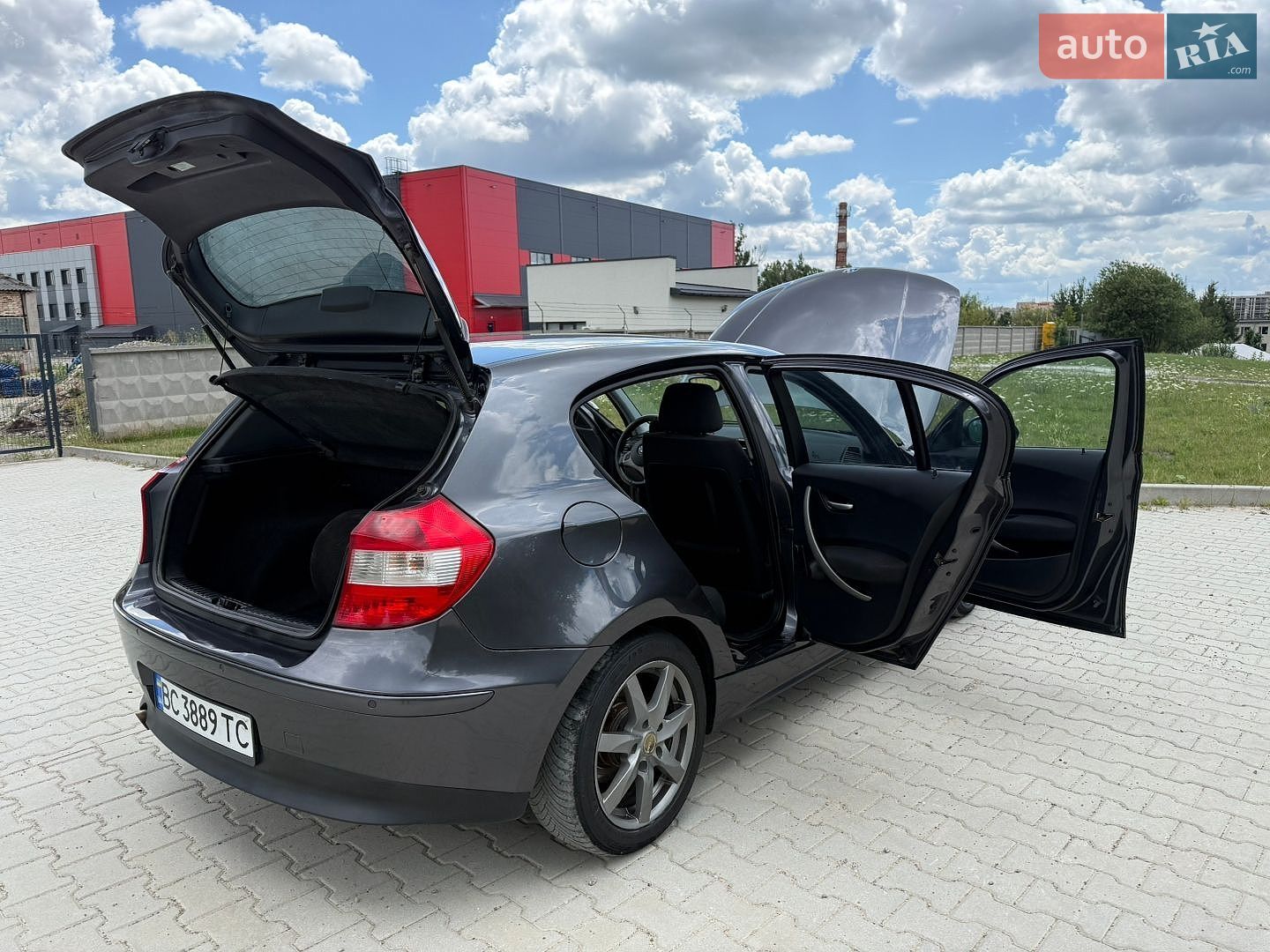 BMW 1 Series 2007 VIN WBAUF110X0P091819 фото оголошення 22 з 77