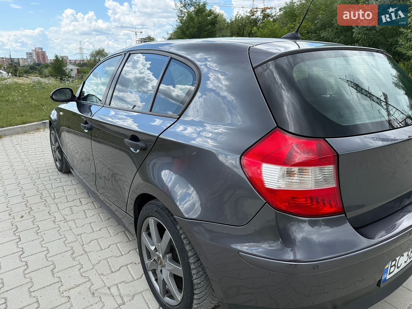 BMW 1 Series 2007 VIN WBAUF110X0P091819 фото оголошення 27 з 77