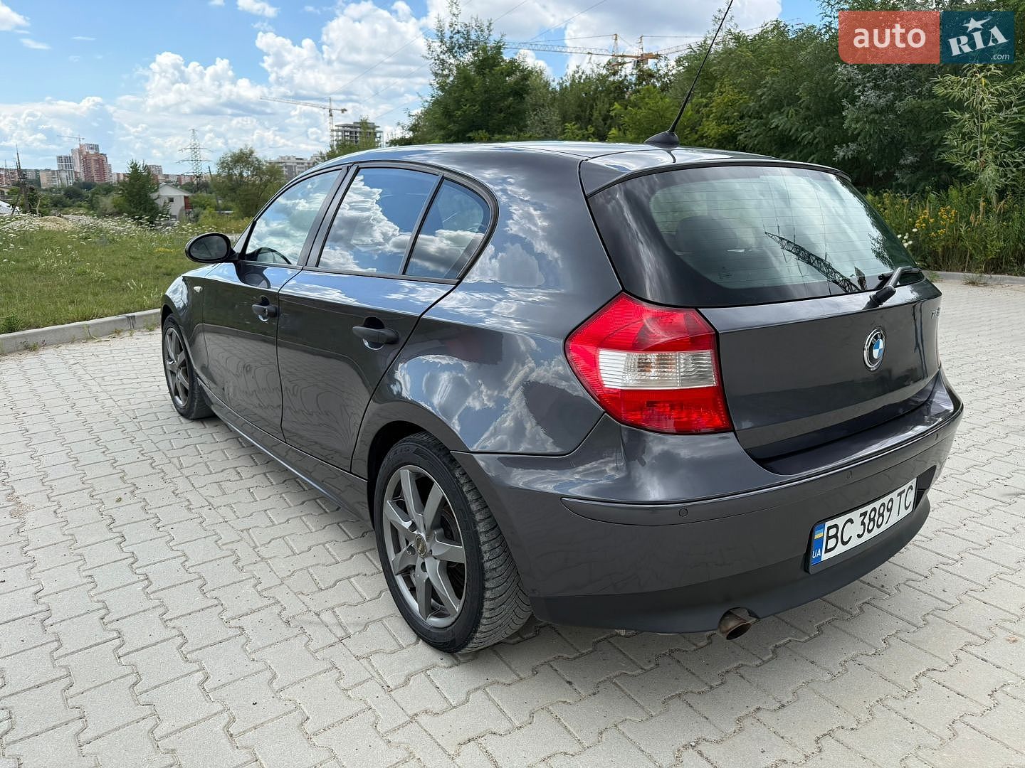 BMW 1 Series 2007 VIN WBAUF110X0P091819 фото оголошення 28 з 77