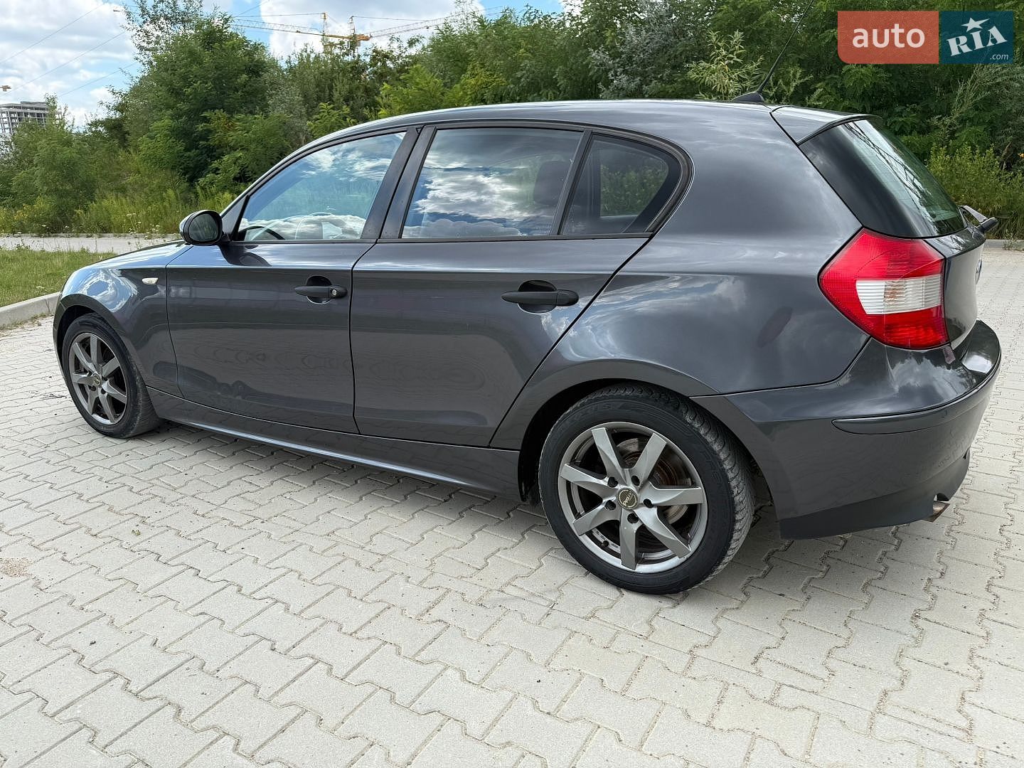 BMW 1 Series 2007 VIN WBAUF110X0P091819 фото оголошення 19 з 77
