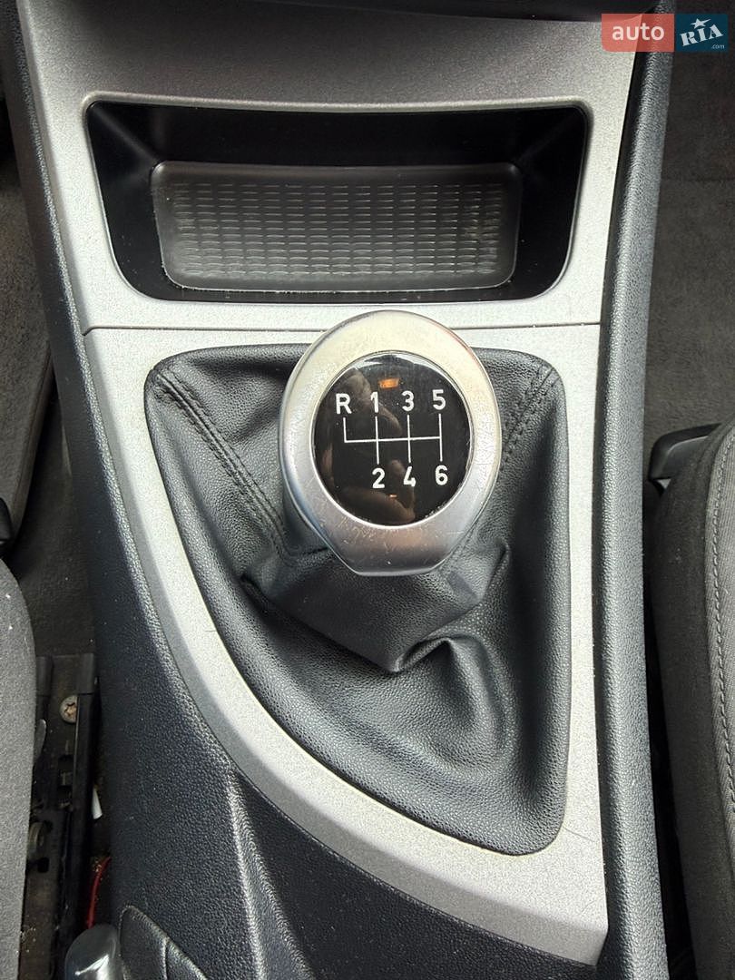 BMW 1 Series 2007 VIN WBAUF110X0P091819 фото оголошення 73 з 77