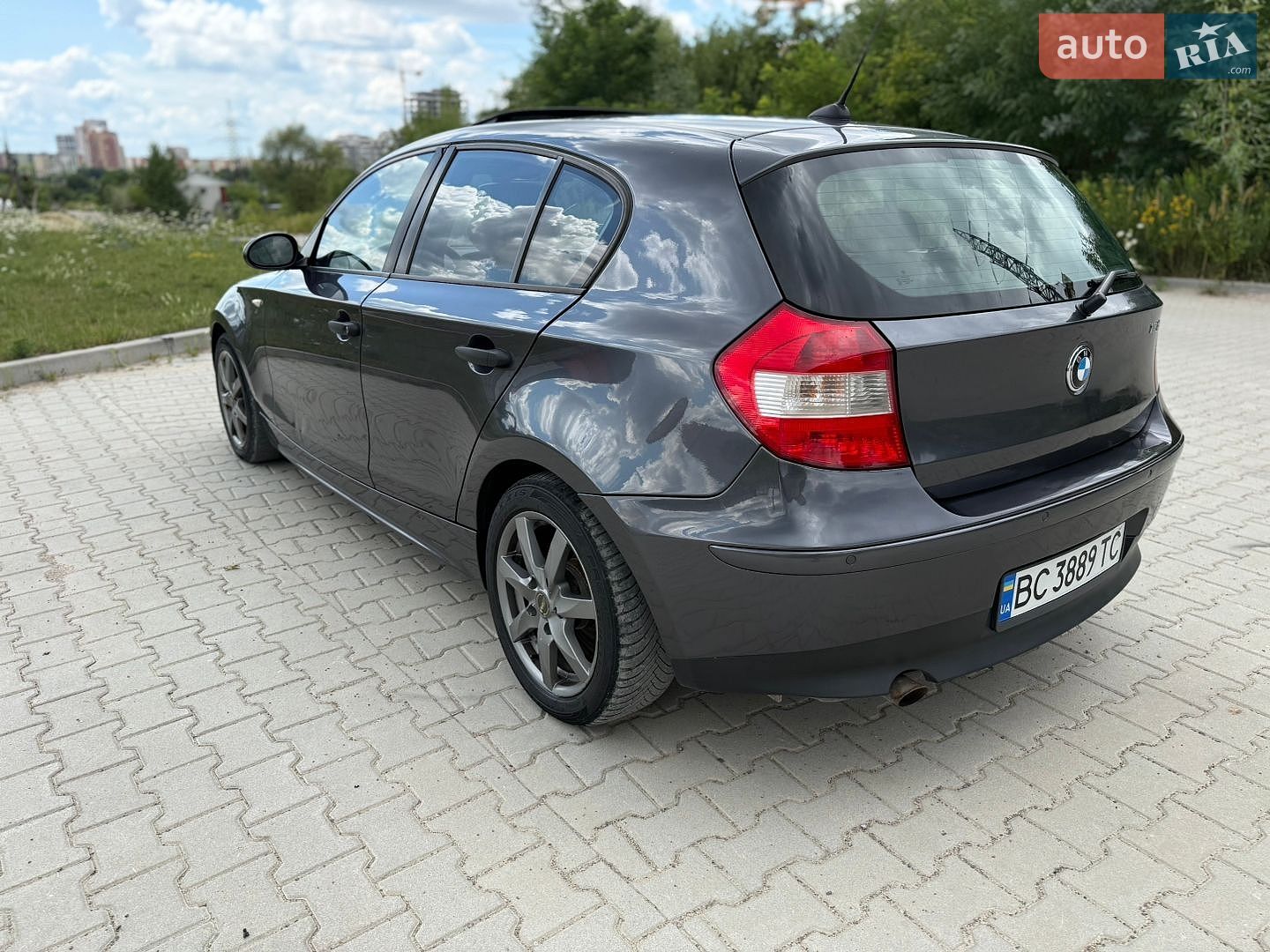 BMW 1 Series 2007 VIN WBAUF110X0P091819 фото оголошення 31 з 77