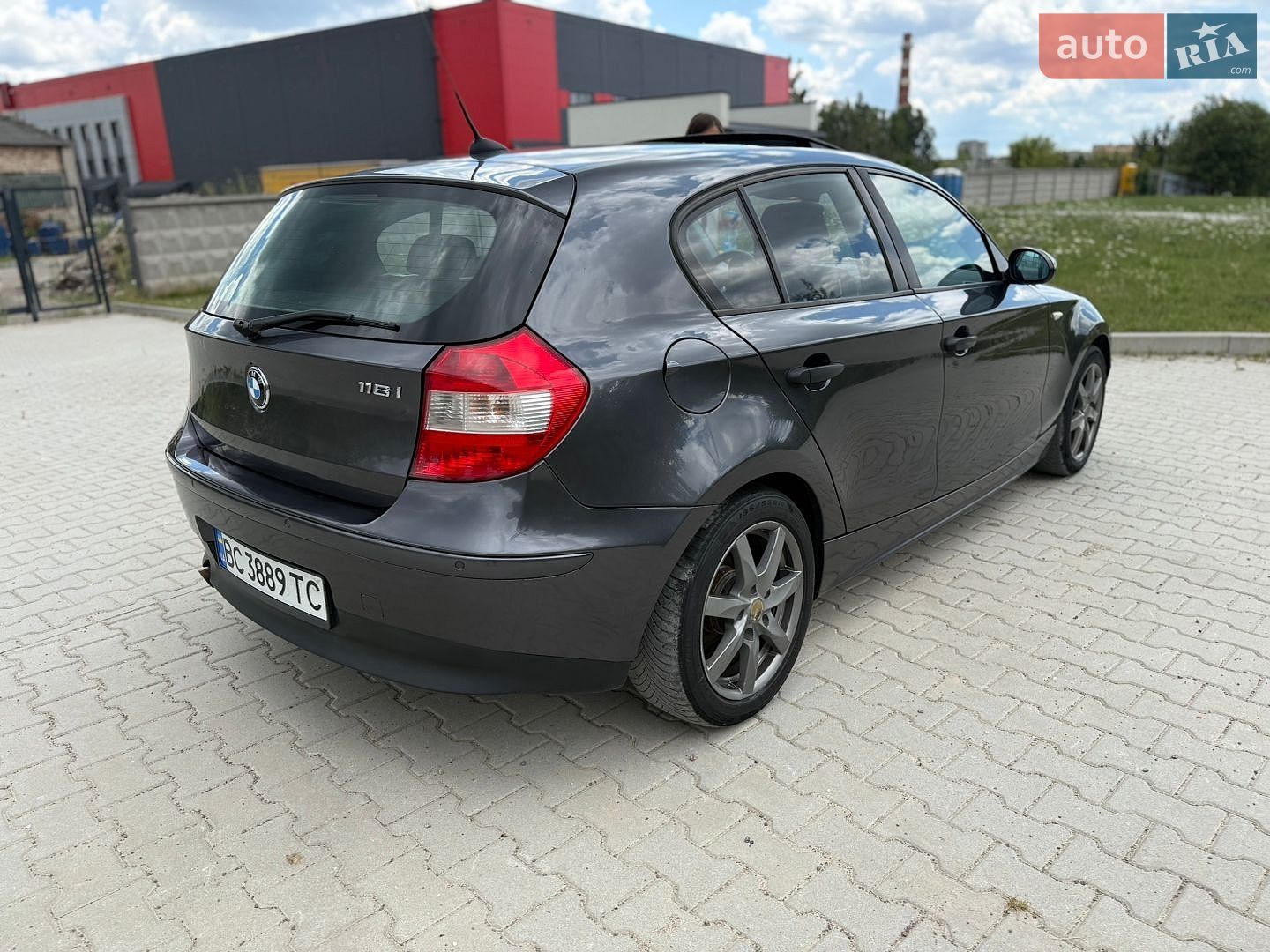 BMW 1 Series 2007 VIN WBAUF110X0P091819 фото оголошення 32 з 77