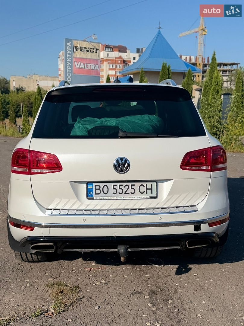 Volkswagen Touareg 2015 VIN WVGZZZ7PZGD002365 фото оголошення 10 з 25