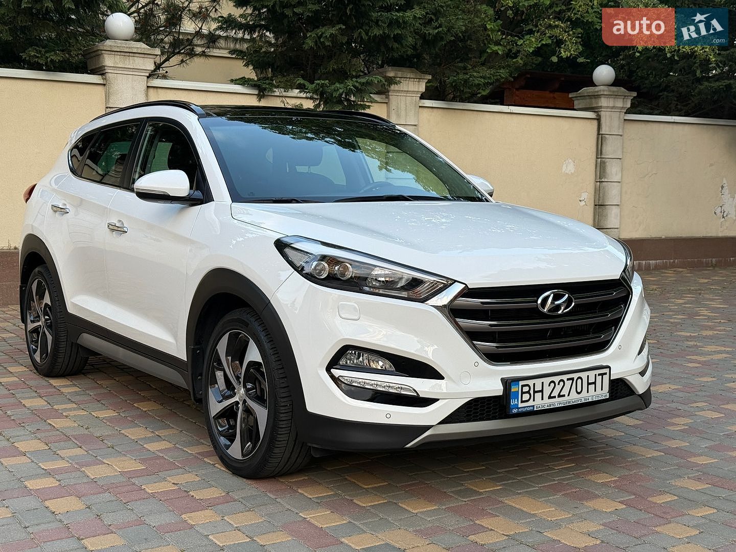 Hyundai Tucson 2017 VIN TMAJ381ADHJ393183 фото оголошення 4 з 54