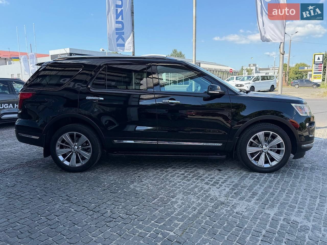 Ford Explorer 2018 VIN 1FM5K8F89JGB45361 фото оголошення 6 з 21