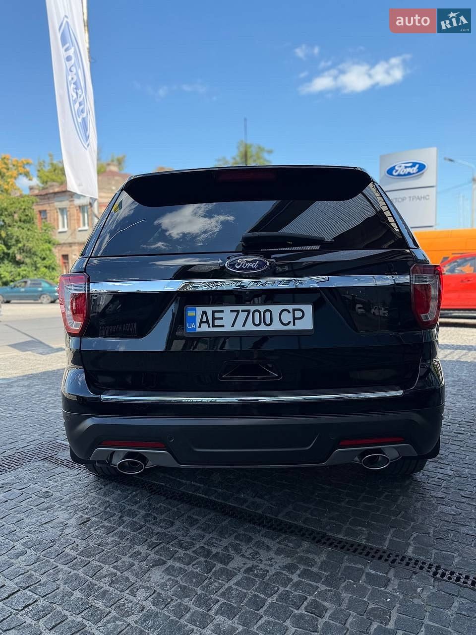 Ford Explorer 2018 VIN 1FM5K8F89JGB45361 фото оголошення 9 з 21