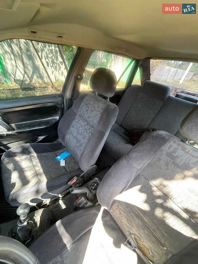 Daewoo Nexia 1997 VIN KLATF19Y1VB105363 фото оголошення 3 з 15