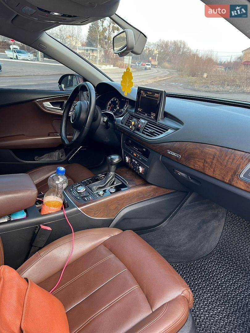 Audi A7 Sportback 2011 VIN WAUSGAFC6CN003565 фото оголошення 17 з 19