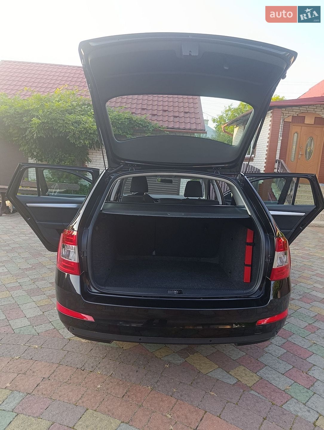 Skoda Octavia 2014 VIN TMBJB7NE0E0132520 фото оголошення 38 з 95