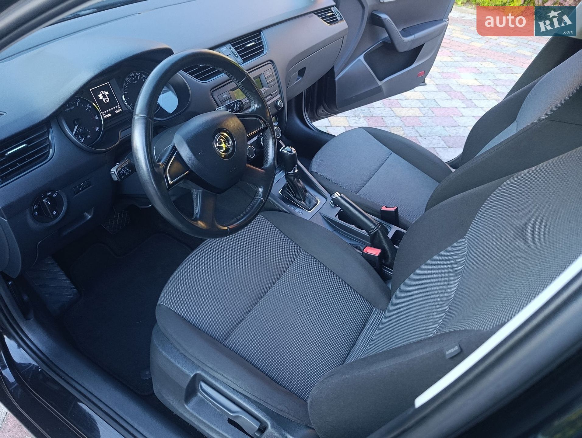 Skoda Octavia 2014 VIN TMBJB7NE0E0132520 фото оголошення 42 з 95