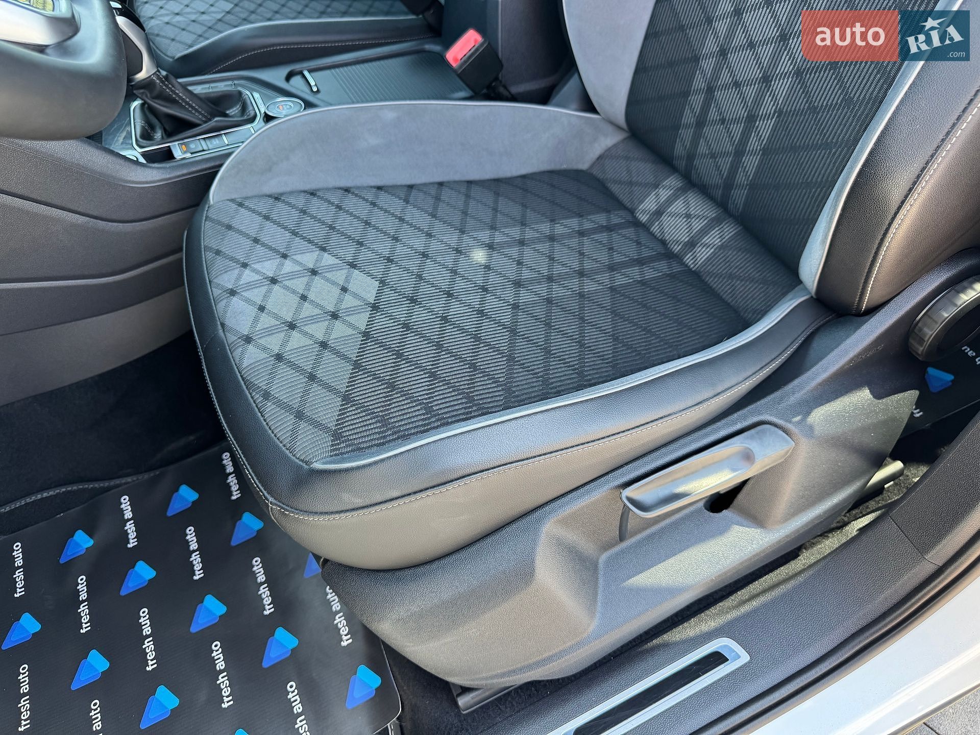 Volkswagen Tiguan Allspace 2022 VIN WVGZZZ5NZNM072966 фото оголошення 18 з 40