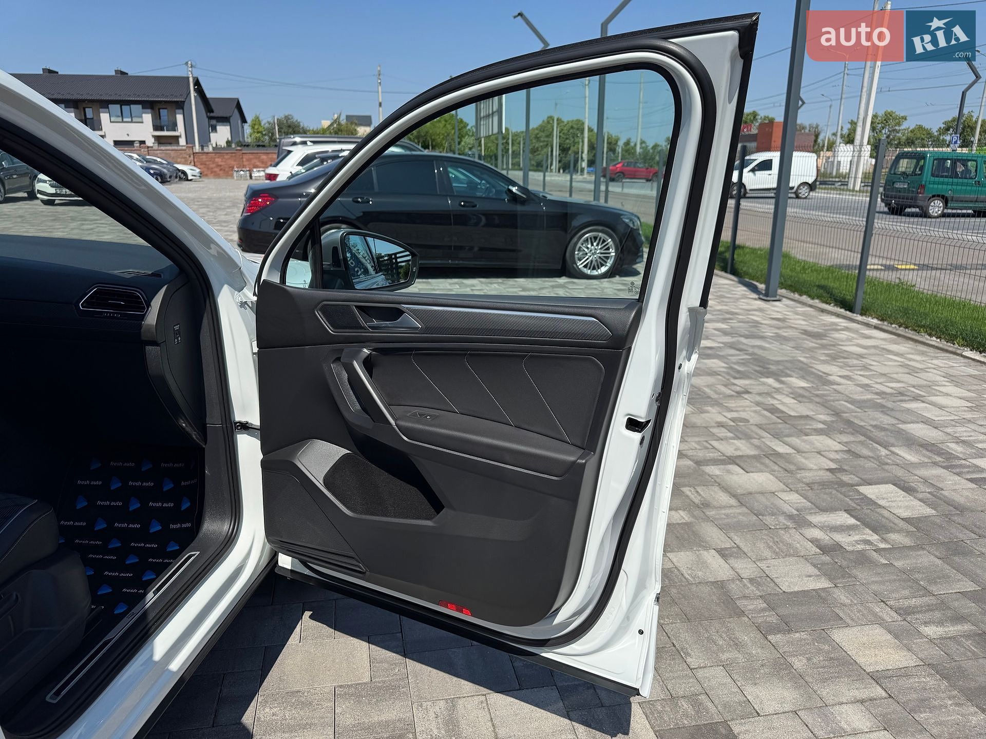 Volkswagen Tiguan Allspace 2022 VIN WVGZZZ5NZNM072966 фото оголошення 35 з 40