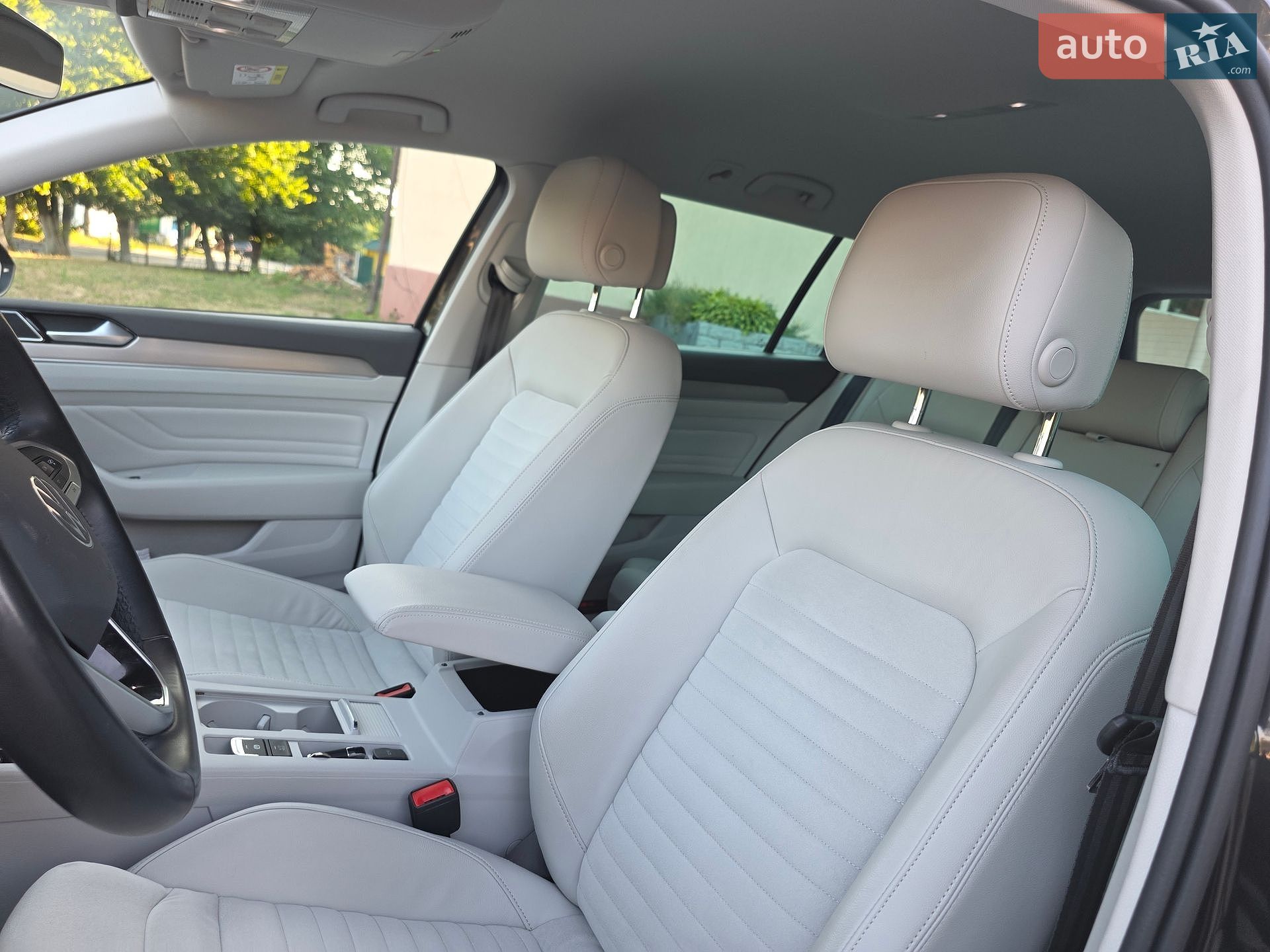 Volkswagen Passat 2022 VIN WVWZZZ3CZNE037498 фото оголошення 20 з 29