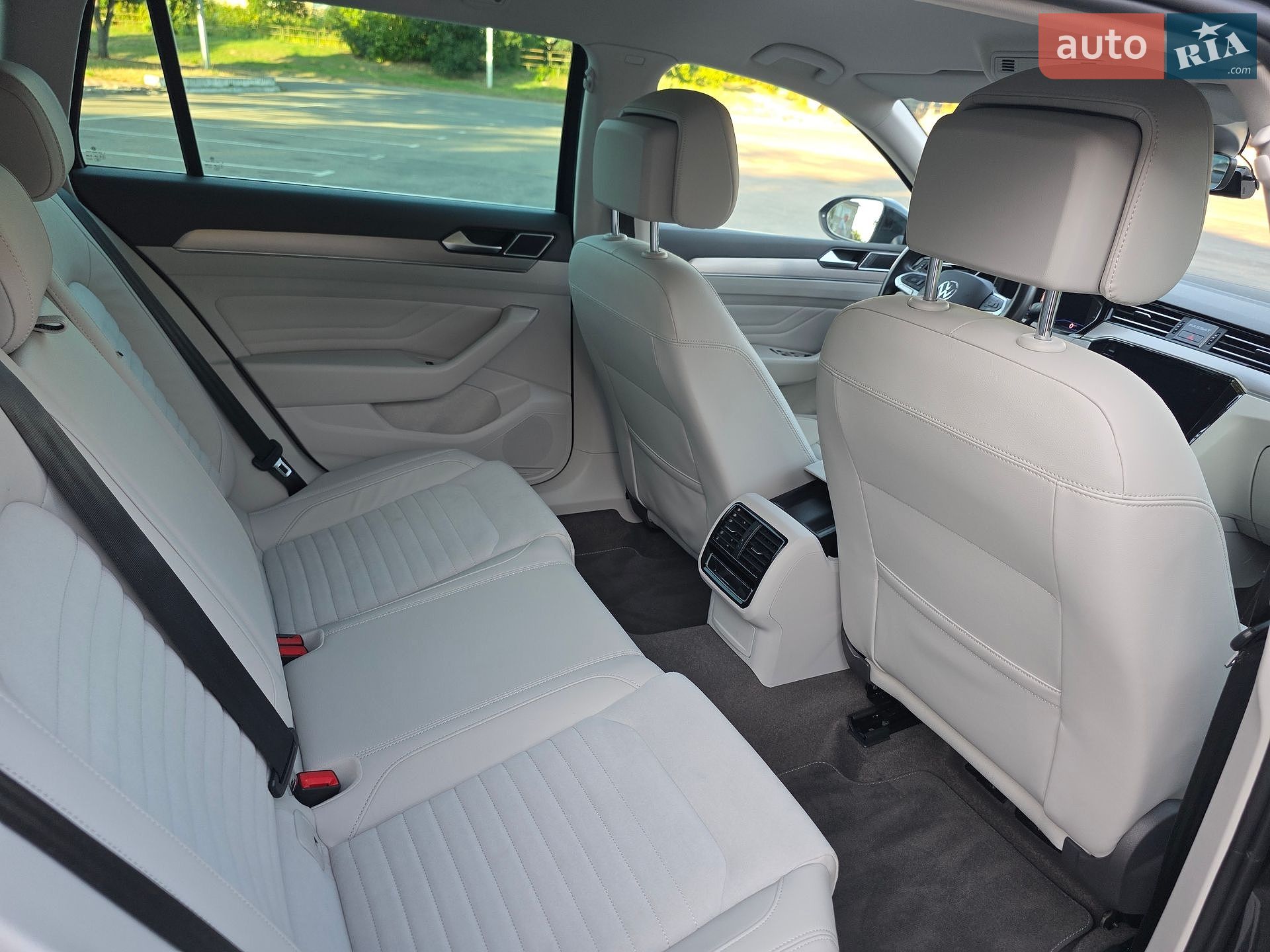 Volkswagen Passat 2022 VIN WVWZZZ3CZNE037498 фото оголошення 22 з 29