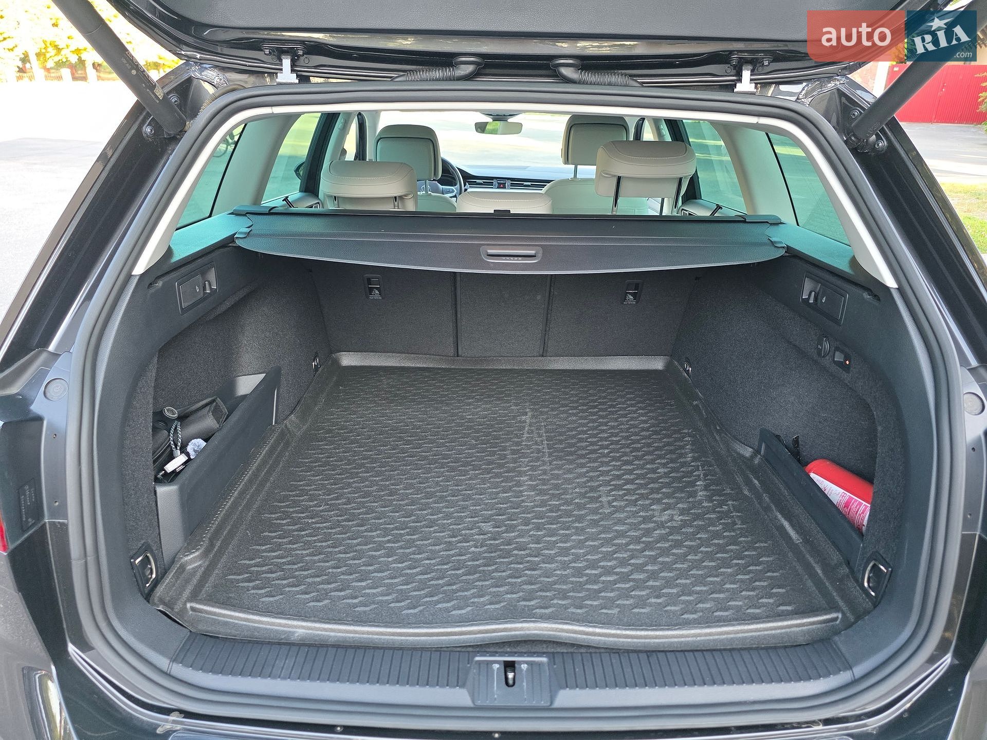 Volkswagen Passat 2022 VIN WVWZZZ3CZNE037498 фото оголошення 25 з 29