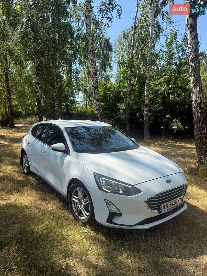 Ford Focus 2019 VIN WF0NXXGCHNKP88603 фото оголошення 3 з 35