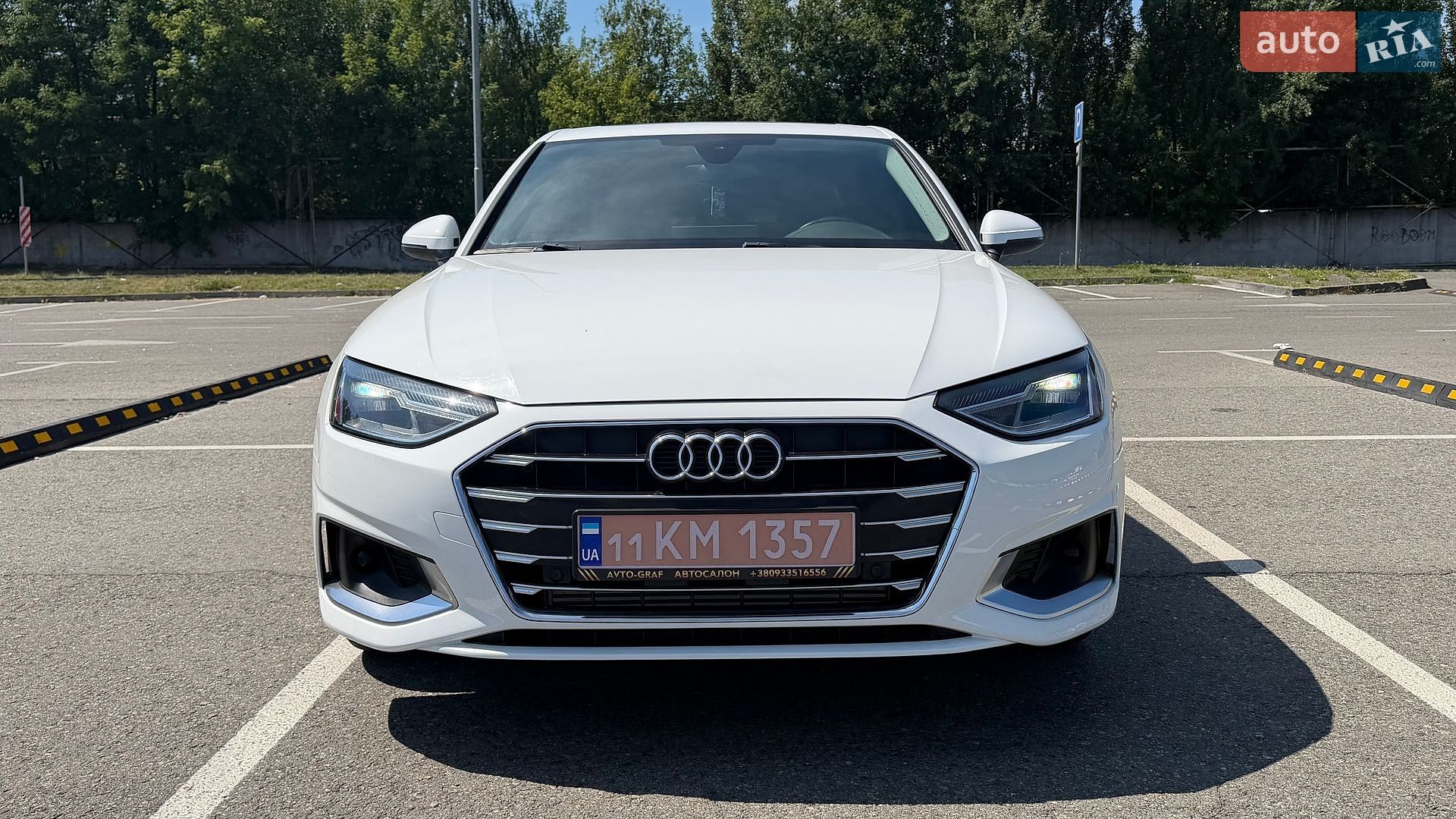 Audi A4 2020 VIN WAUGMAF45LN008750 фото оголошення 3 з 29