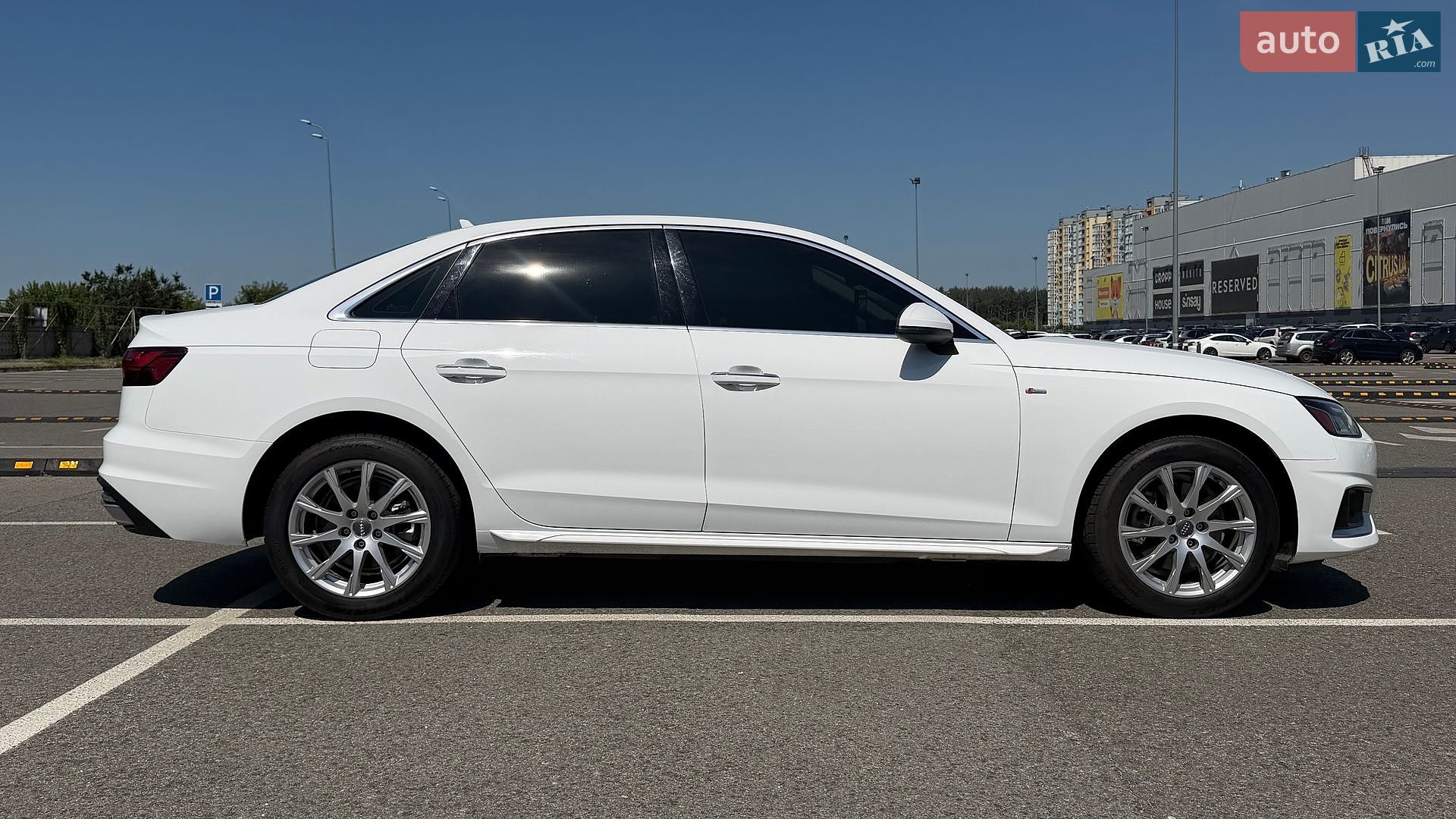 Audi A4 2020 VIN WAUGMAF45LN008750 фото оголошення 11 з 29