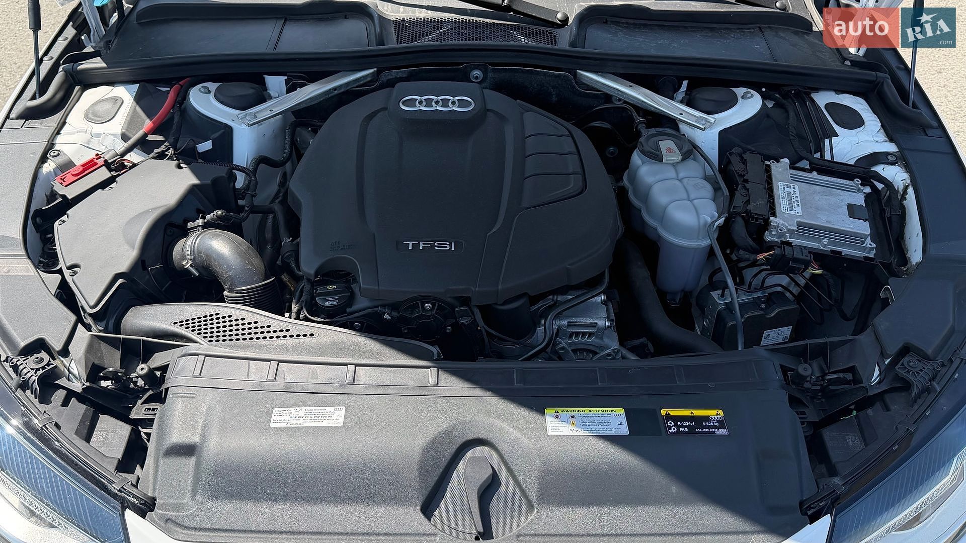Audi A4 2020 VIN WAUGMAF45LN008750 фото оголошення 18 з 29