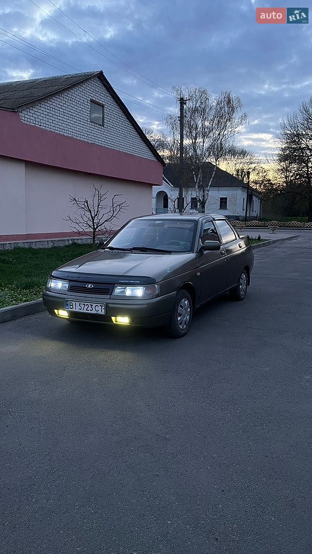 ВАЗ / Lada 2110 1999 VIN XTA211000X0117937 фото оголошення 2 з 6