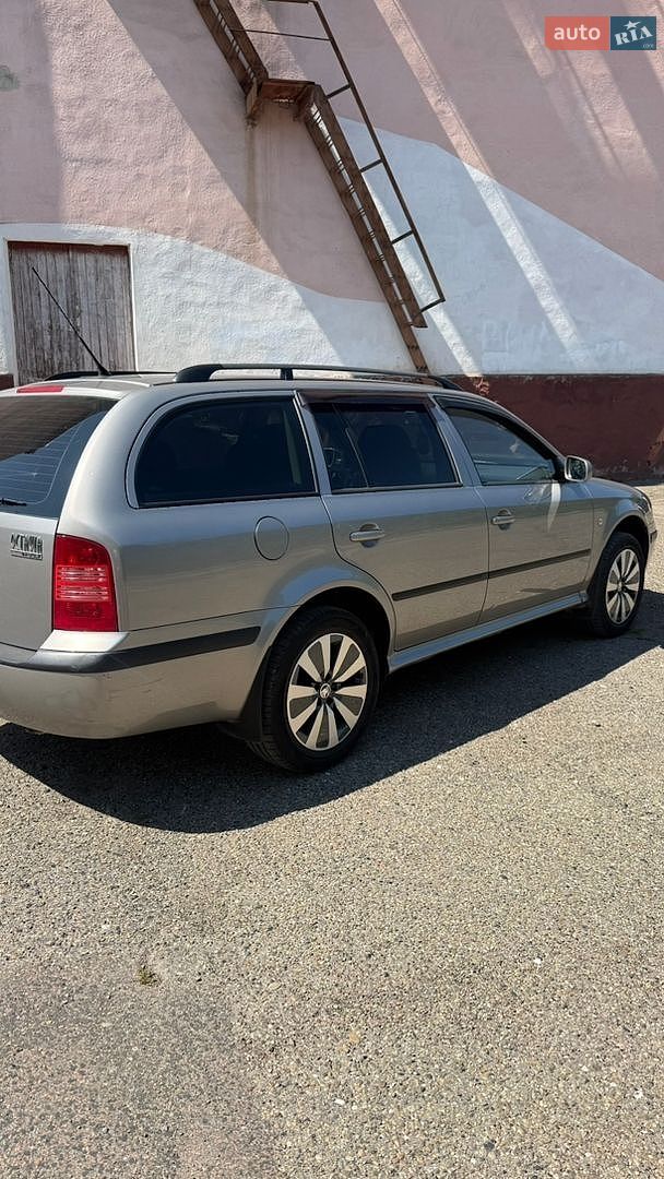Skoda Octavia 2006 VIN TMBJK41U07B008850 фото оголошення 4 з 21