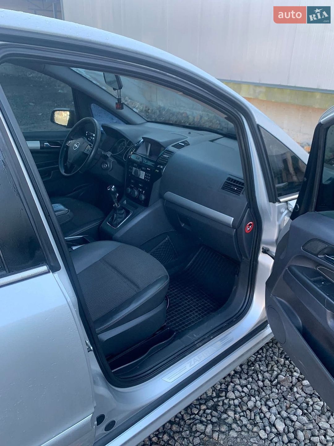Opel Zafira 2008 VIN W0L0AHM758G199963 фото оголошення 5 з 8