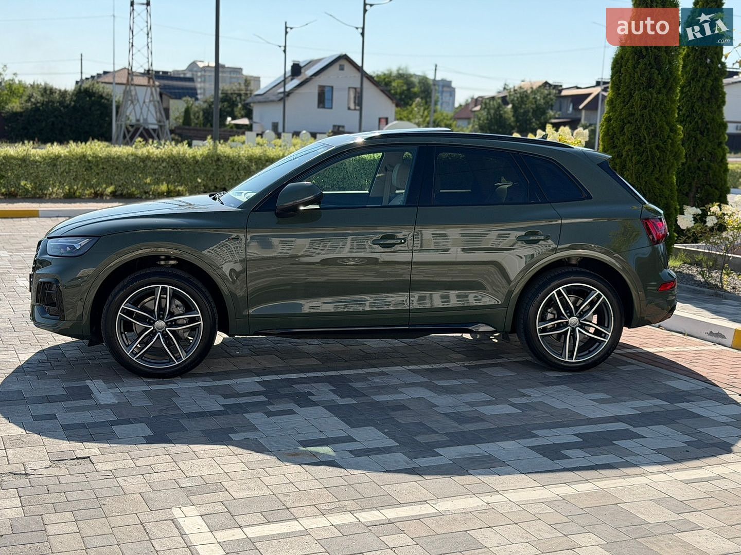 Audi Q5 2023 VIN WA1ABAFY9P2050874 фото оголошення 3 з 52