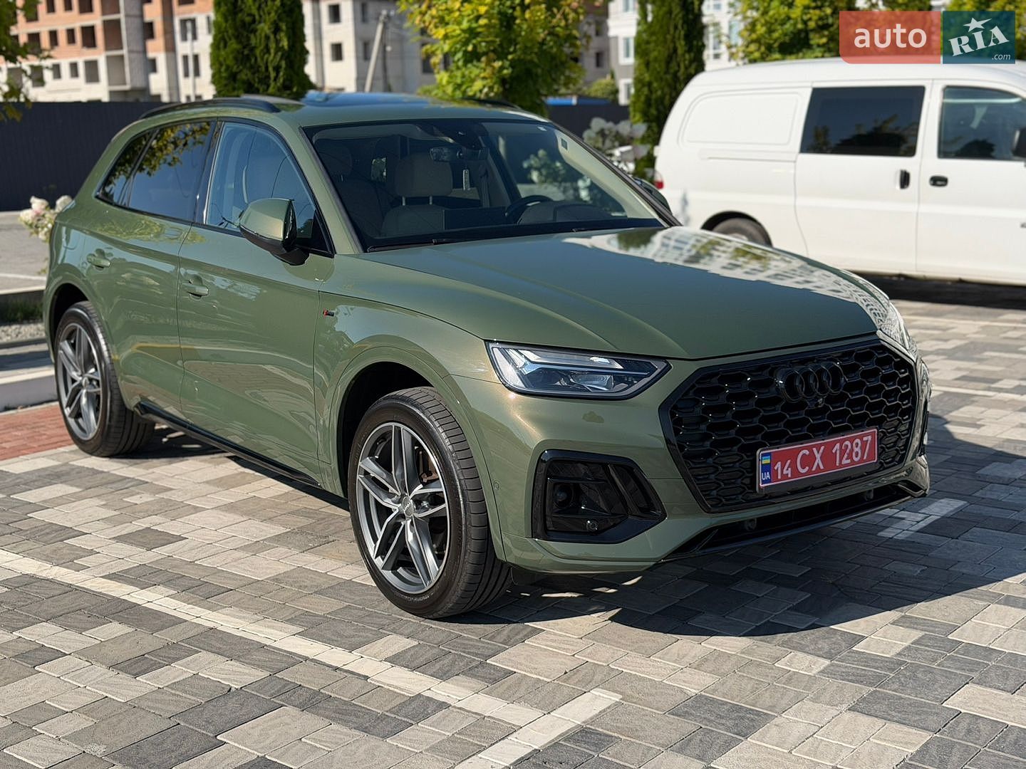 Audi Q5 2023 VIN WA1ABAFY9P2050874 фото оголошення 9 з 52