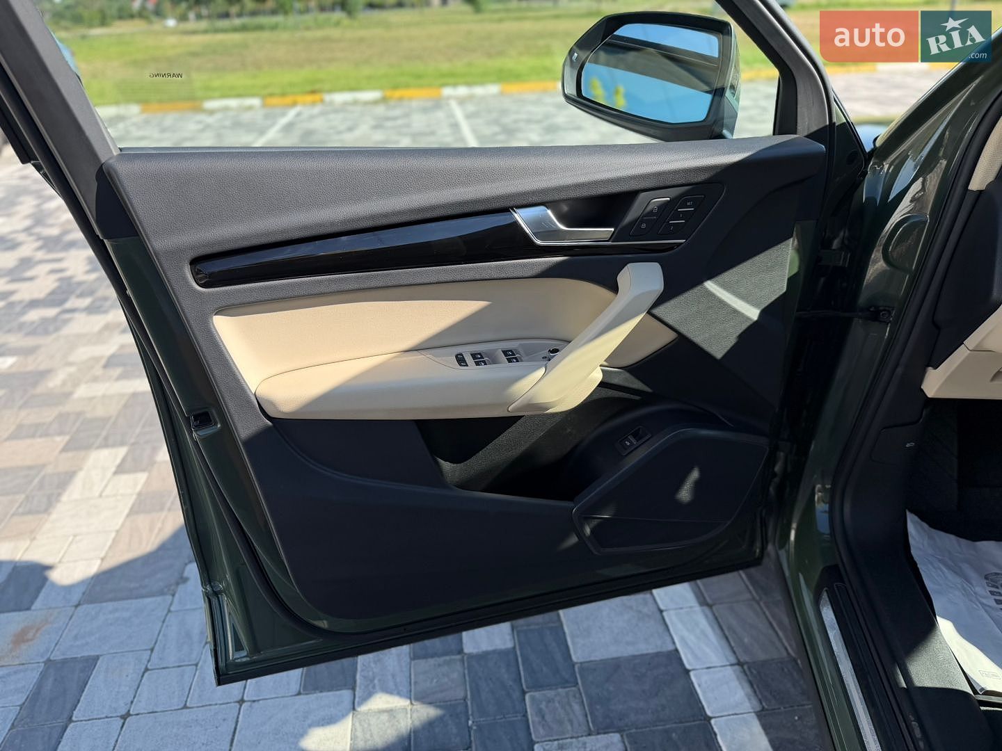 Audi Q5 2023 VIN WA1ABAFY9P2050874 фото оголошення 24 з 52