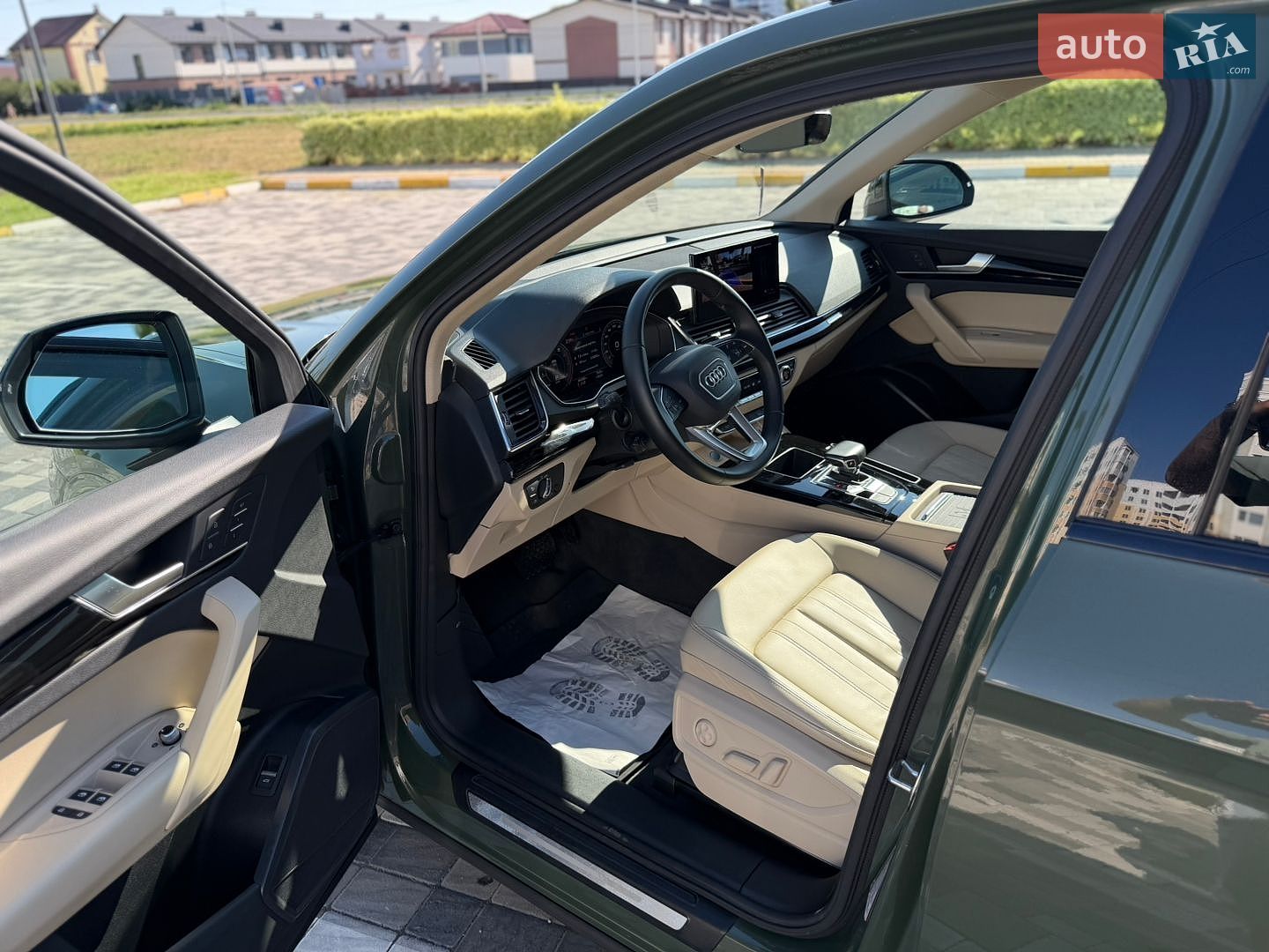 Audi Q5 2023 VIN WA1ABAFY9P2050874 фото оголошення 32 з 52