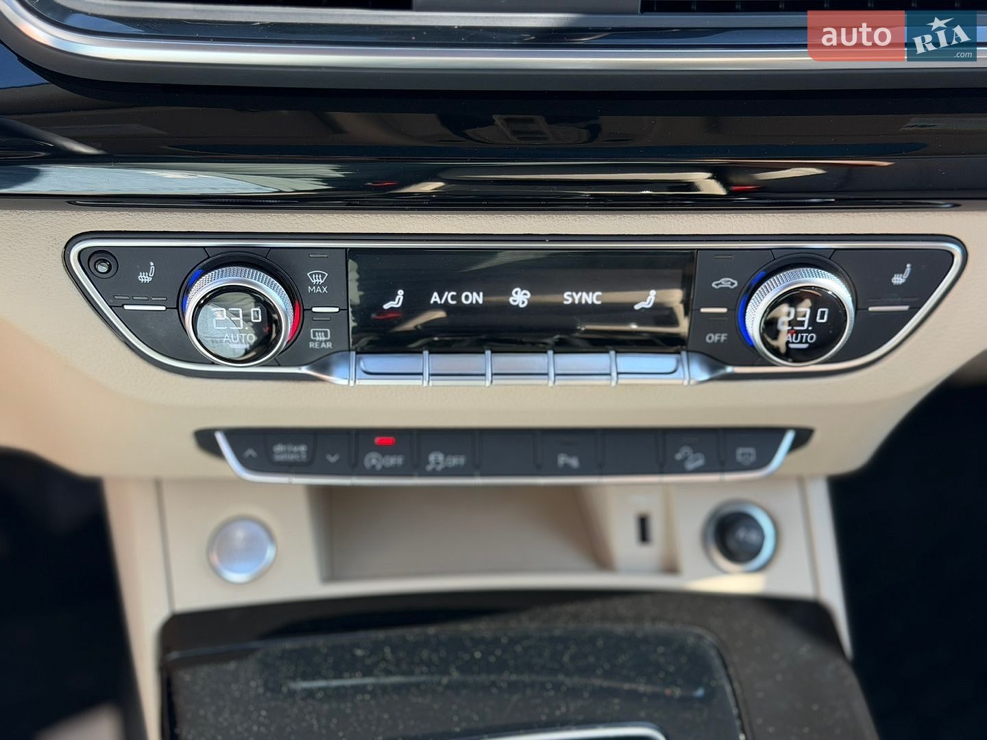 Audi Q5 2023 VIN WA1ABAFY9P2050874 фото оголошення 45 з 52