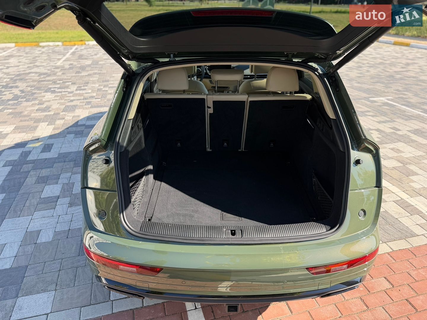 Audi Q5 2023 VIN WA1ABAFY9P2050874 фото оголошення 49 з 52
