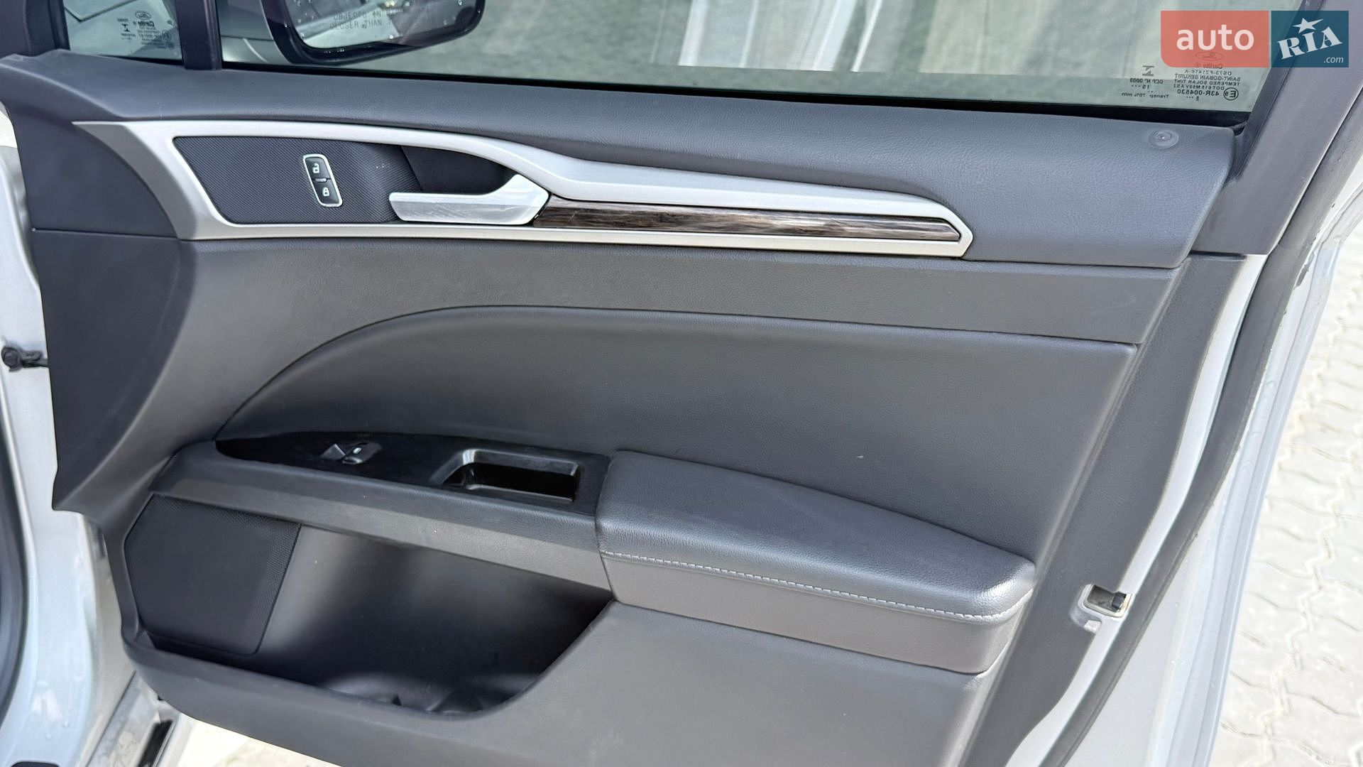 Ford Fusion 2016 VIN 3FA6P0HD9GR272141 фото оголошення 11 з 30