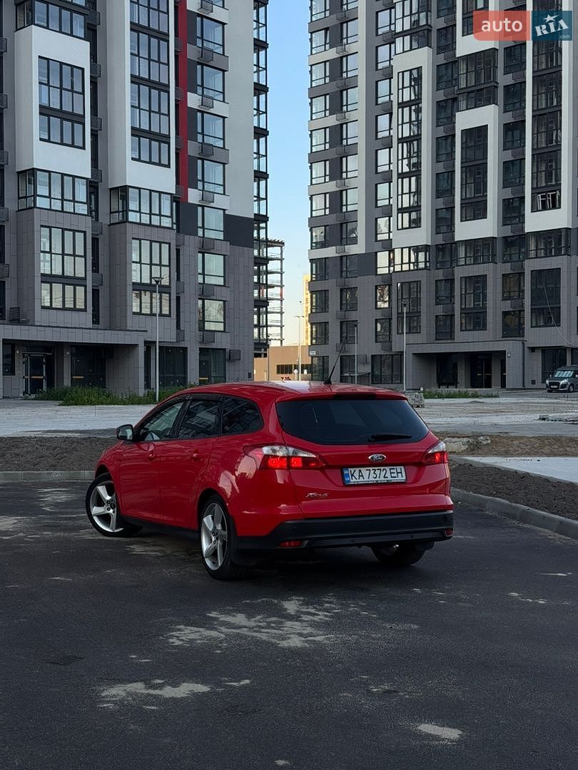 Ford Focus 2013 VIN WF0LXXGCBLDM25264 фото оголошення 5 з 15
