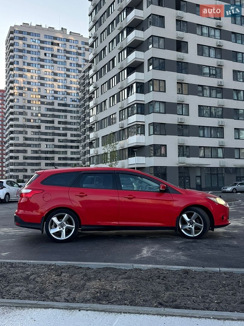 Ford Focus 2013 VIN WF0LXXGCBLDM25264 фото оголошення 7 з 15