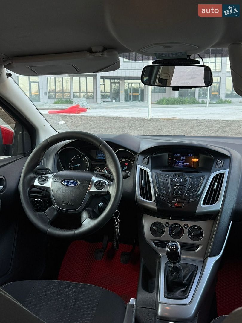 Ford Focus 2013 VIN WF0LXXGCBLDM25264 фото оголошення 9 з 15