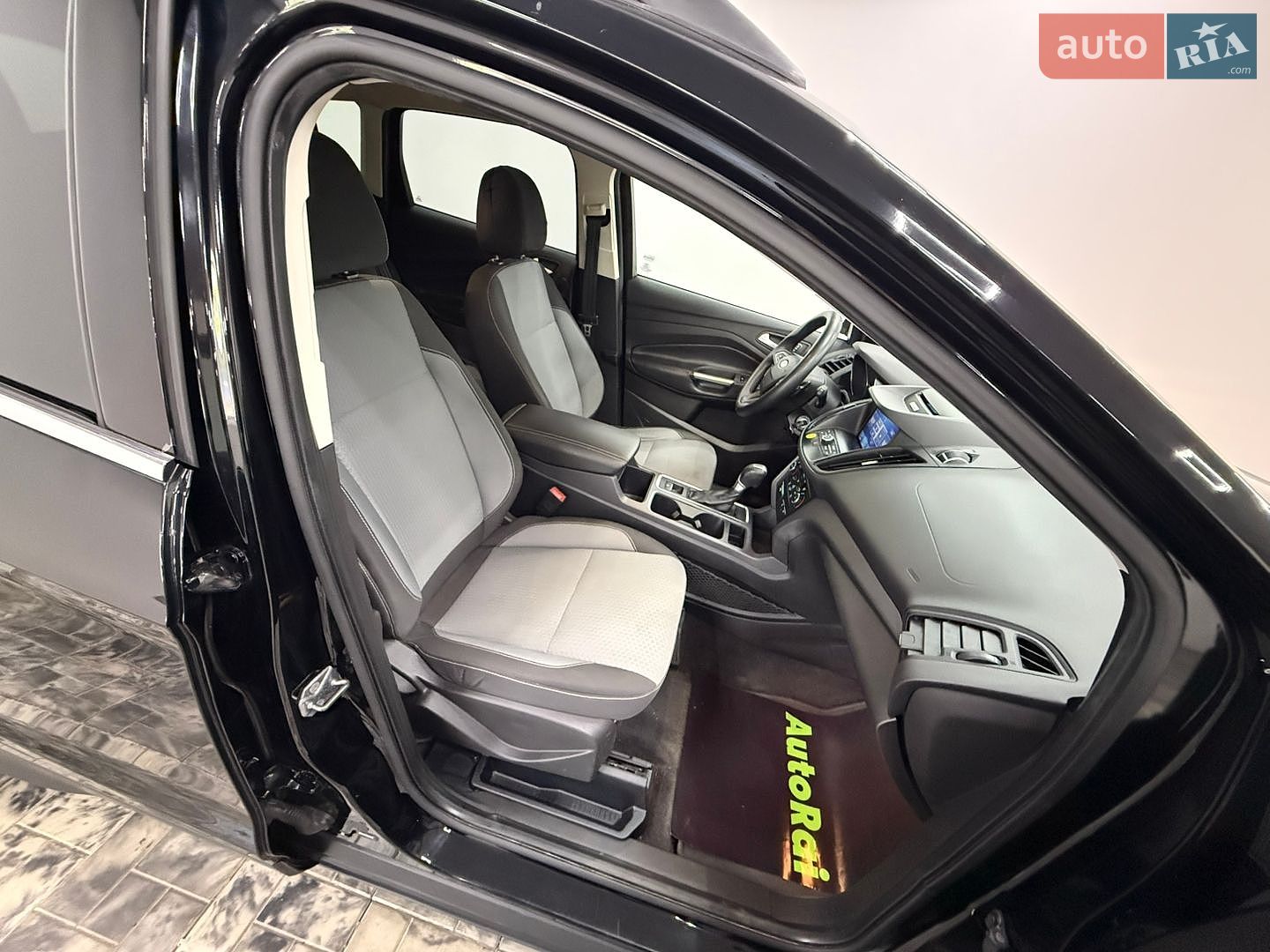 Ford Escape 2016 VIN 1FMCU0GD5HUA60012 фото оголошення 12 з 25