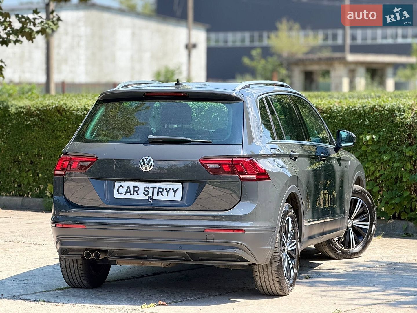 Volkswagen Tiguan 2019 VIN WVGZZZ5NZKW358332 фото оголошення 3 з 54