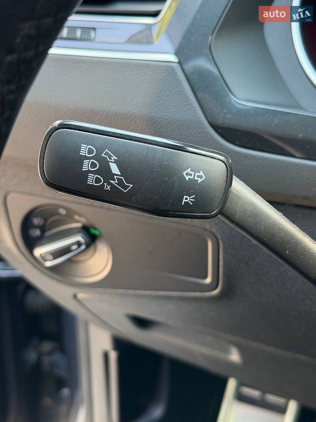 Volkswagen Tiguan 2019 VIN WVGZZZ5NZKW358332 фото оголошення 27 з 54
