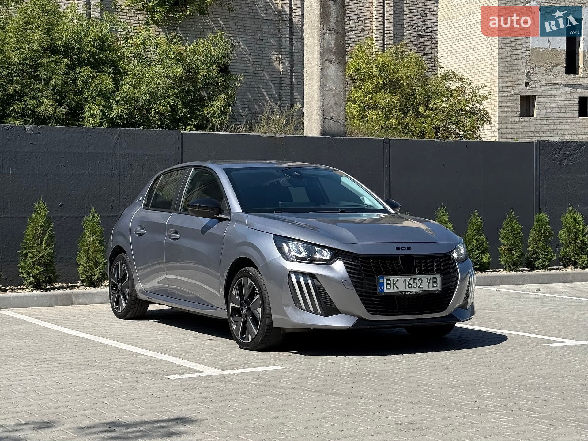 Peugeot e-208 2024 VIN VR3UHZKX0R4097150 фото оголошення 2 з 44