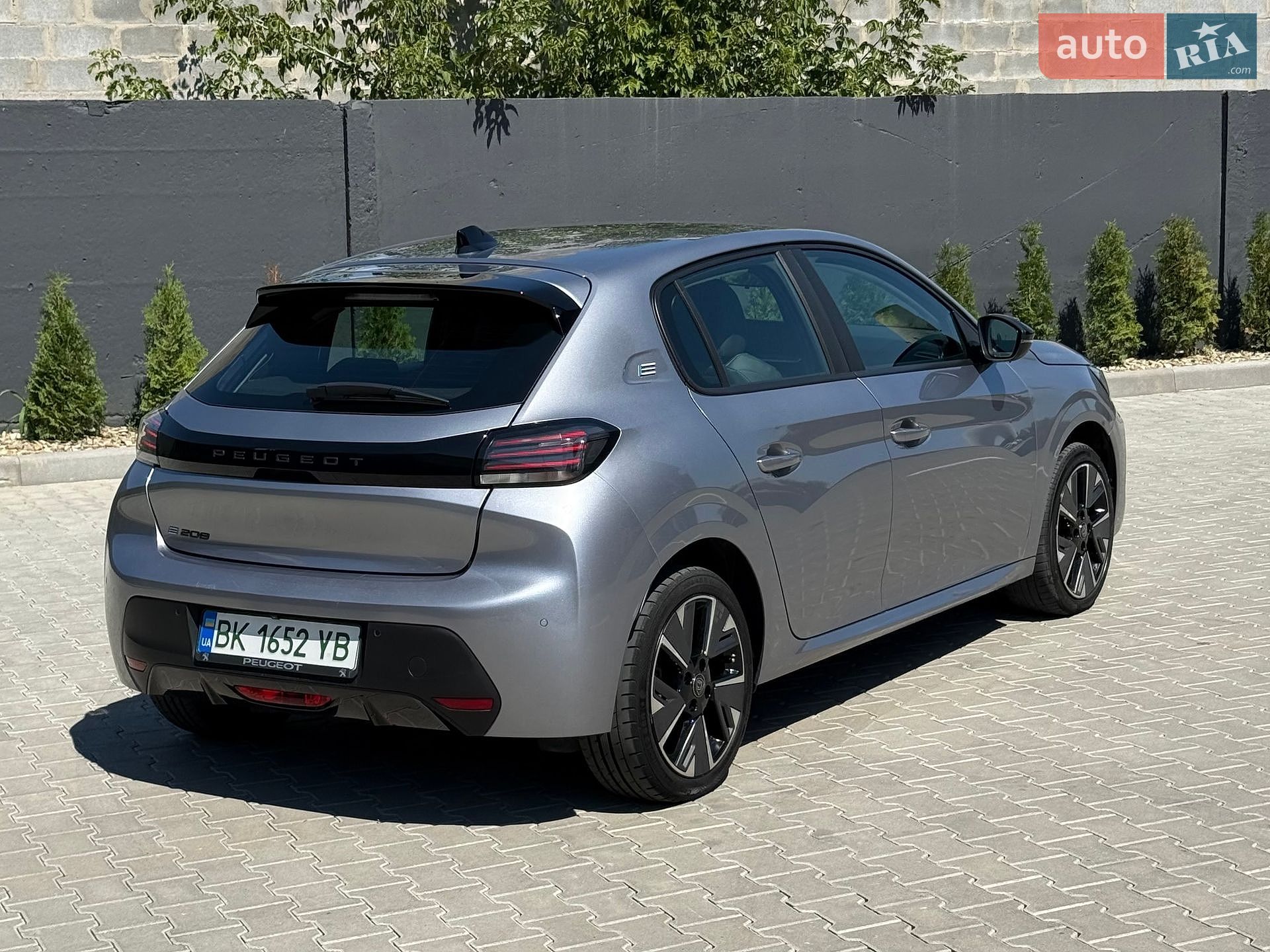 Peugeot e-208 2024 VIN VR3UHZKX0R4097150 фото оголошення 12 з 44