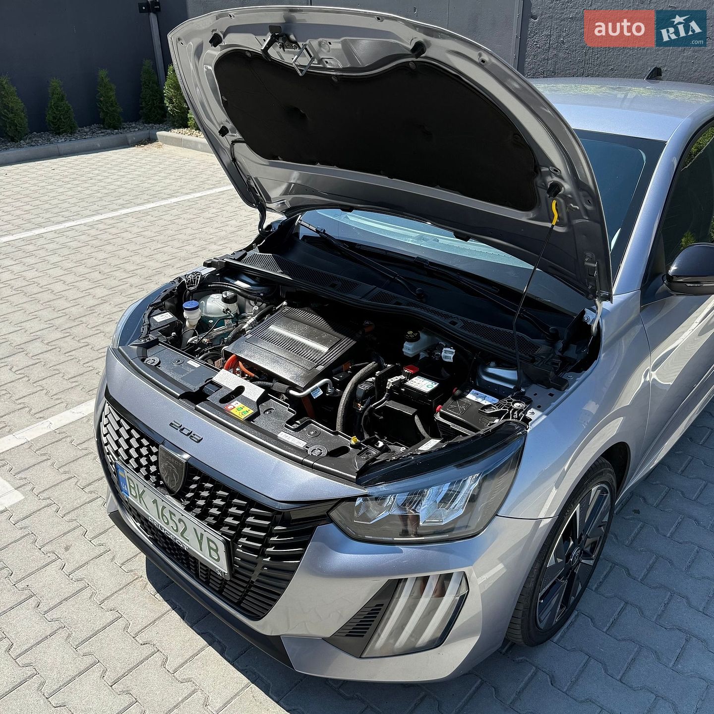 Peugeot e-208 2024 VIN VR3UHZKX0R4097150 фото оголошення 41 з 44