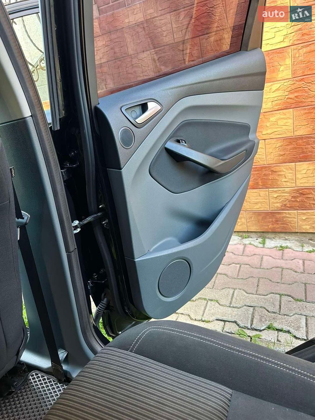Ford C-Max 2011 VIN WF0JXXWPBJBS26647 фото оголошення 34 з 59