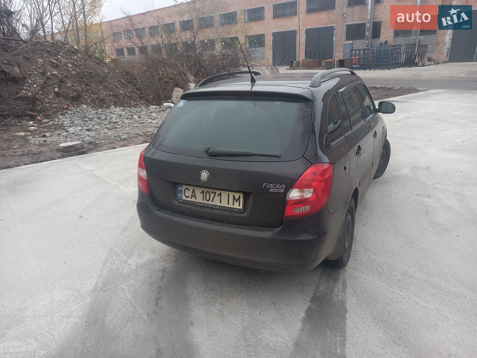 Skoda Fabia 2009 VIN TMBGD65JX93157439 фото оголошення 18 з 21