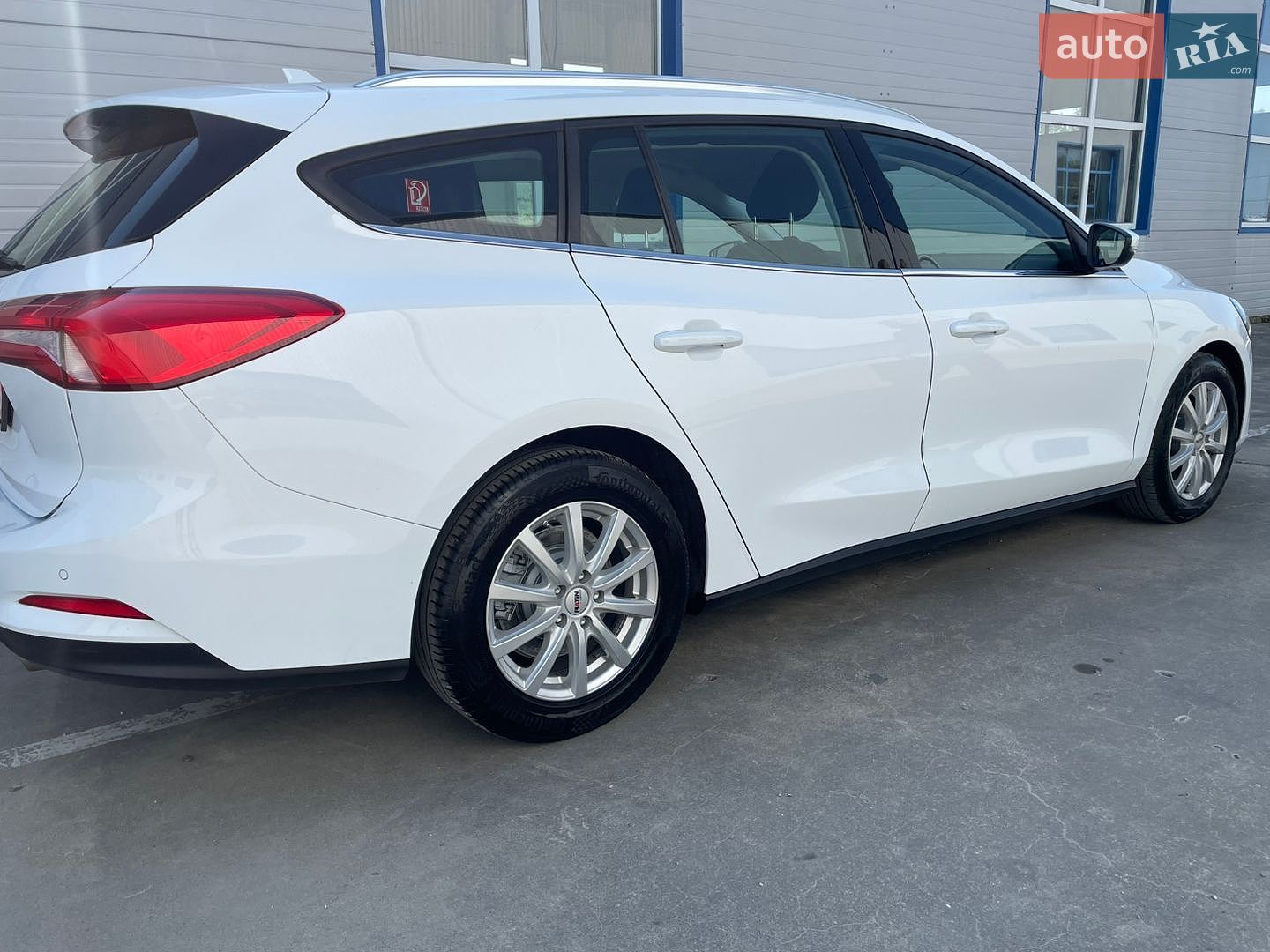 Ford Focus 2020 VIN WF0PXXGCHPLA68164 фото оголошення 2 з 48