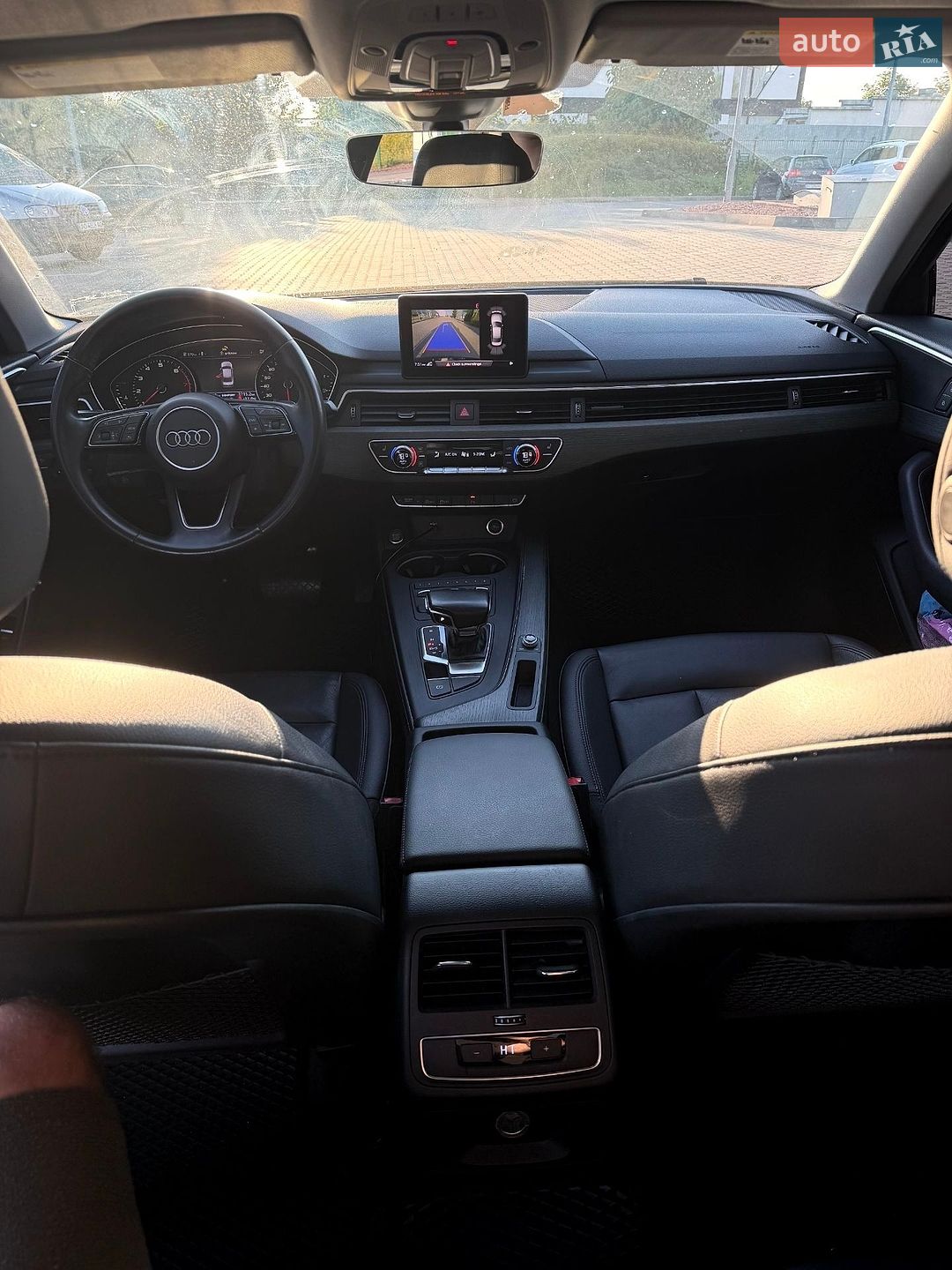 Audi A4 2019 VIN WAUGMAF47KN017044 фото оголошення 5 з 19